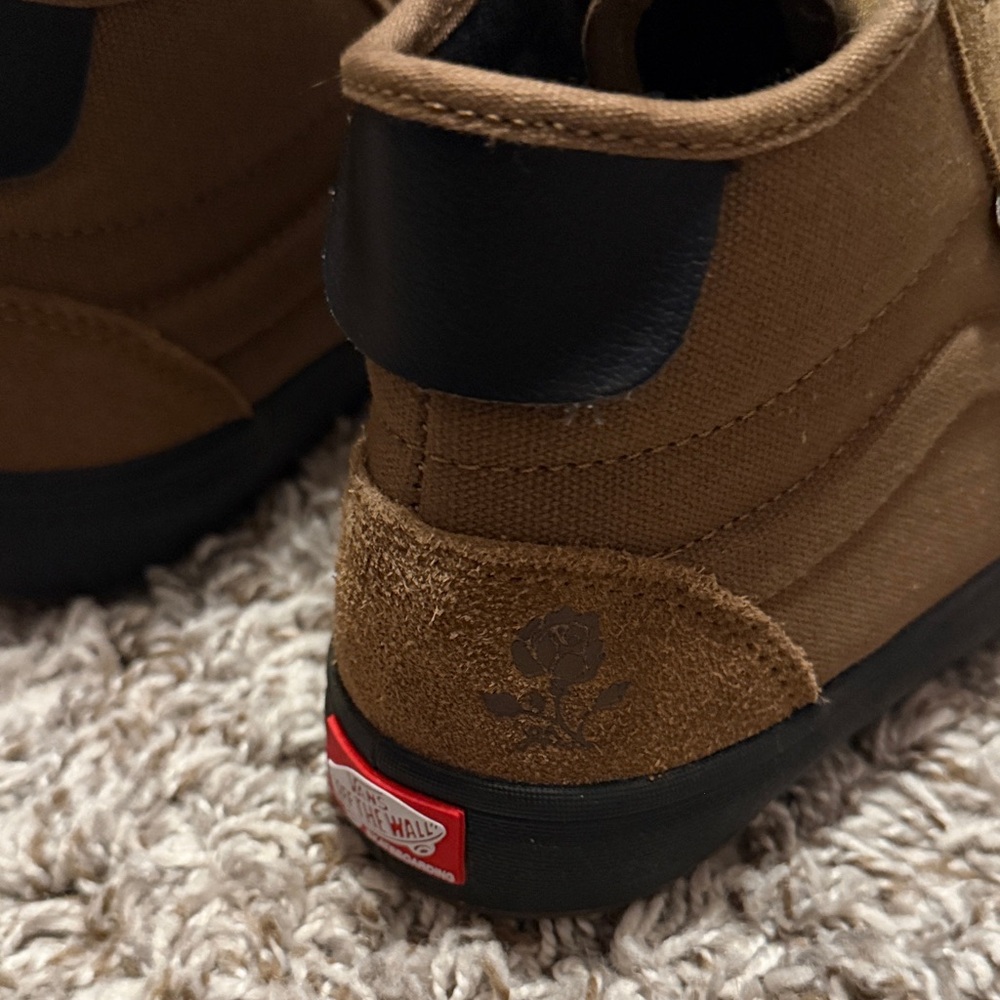 Vans Lizzie Brown High-Top Sneakers - Picture 4 of 4